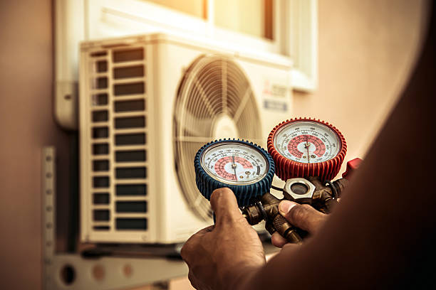 Professional Hvac technician working in Jay, OK